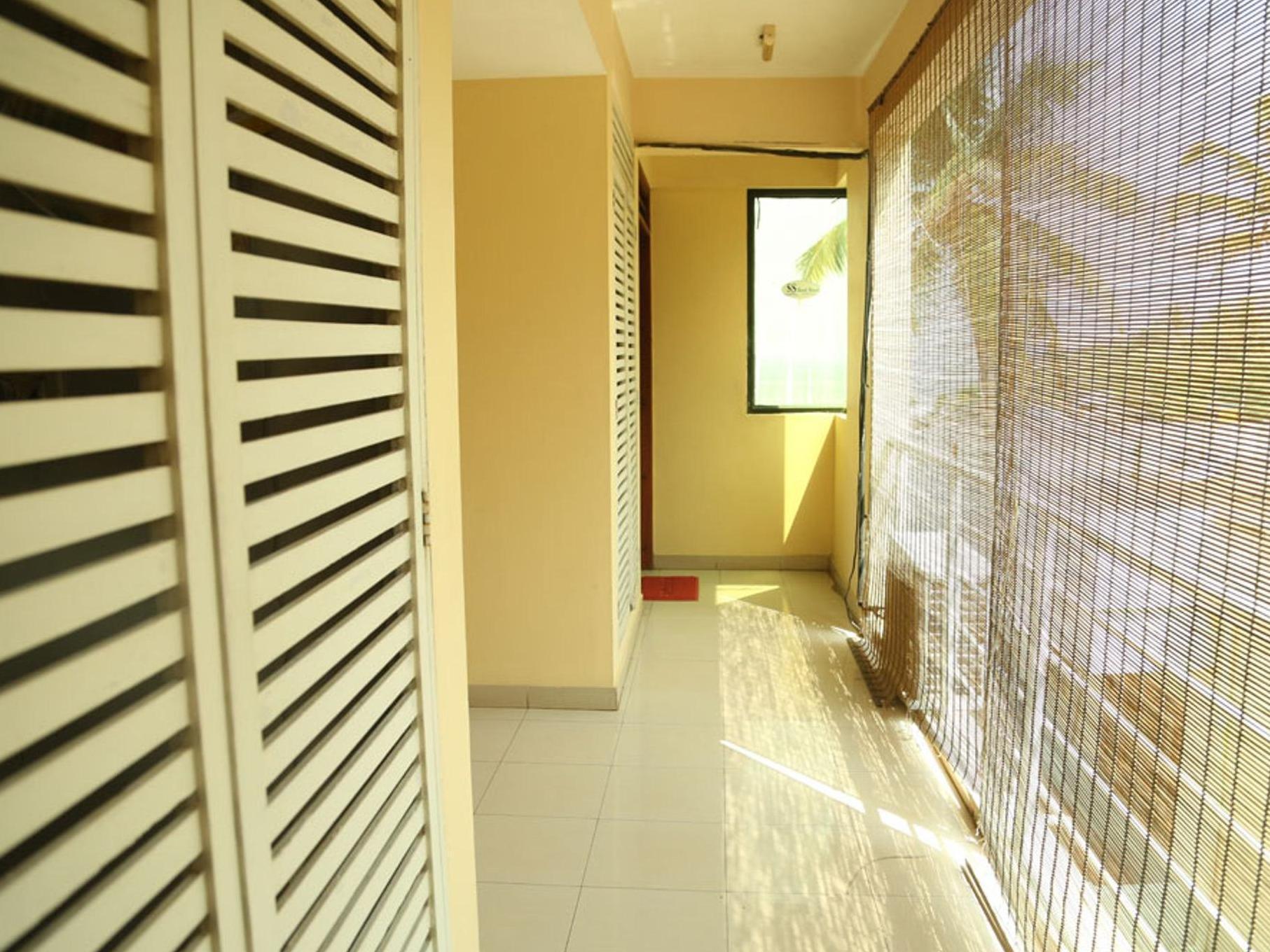 Ss Beach Resort Varkala Esterno foto