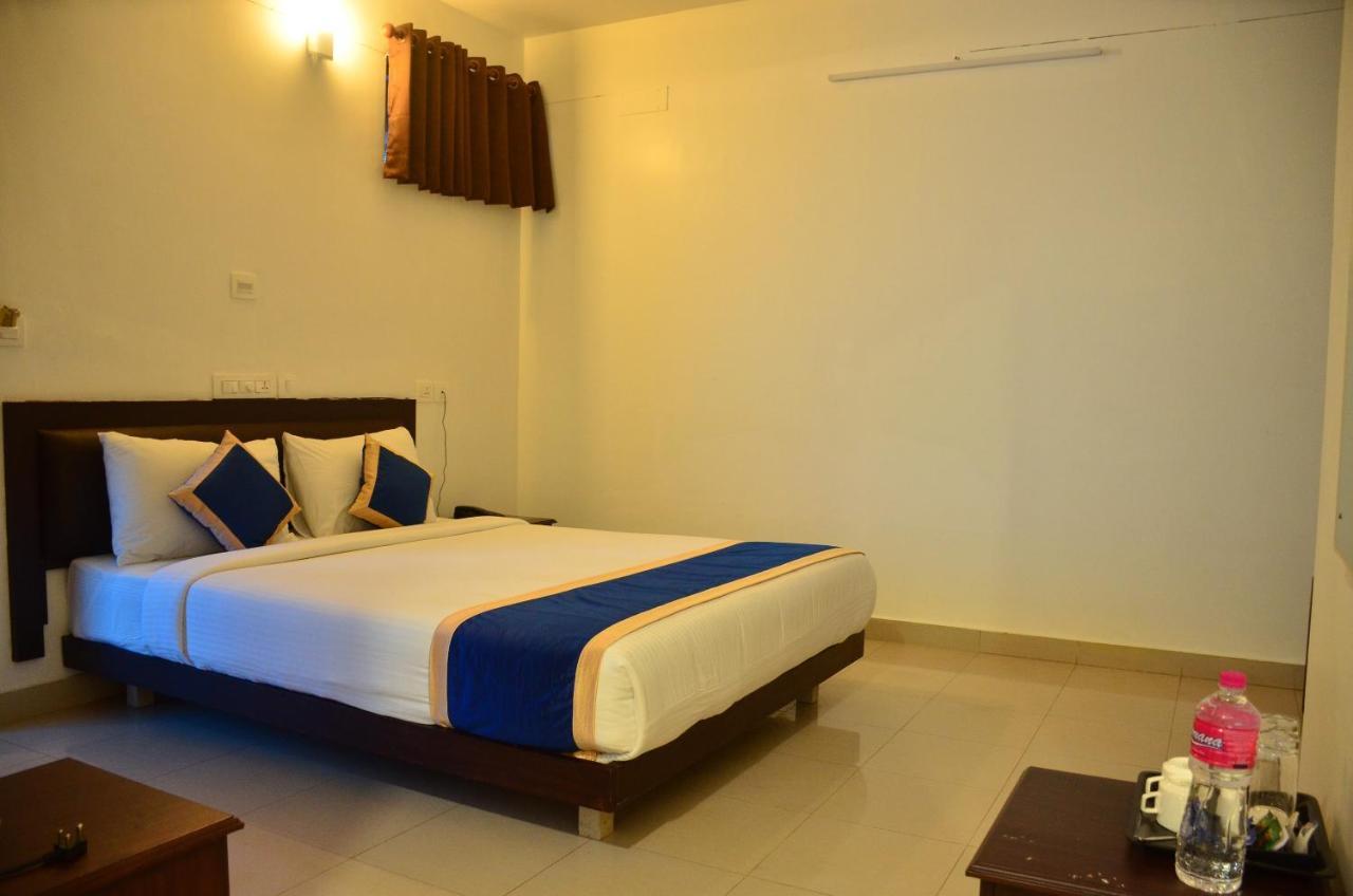 Ss Beach Resort Varkala Esterno foto