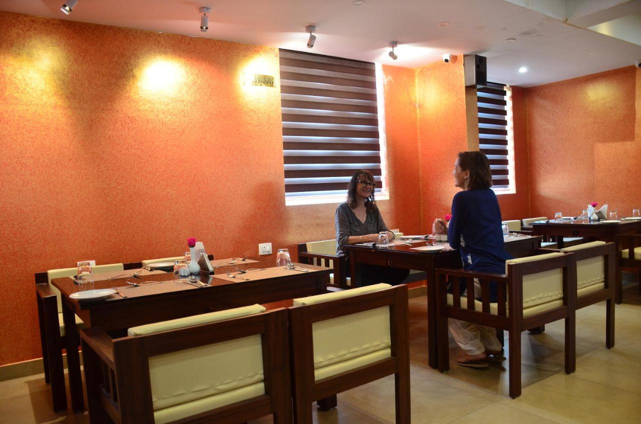 Ss Beach Resort Varkala Esterno foto